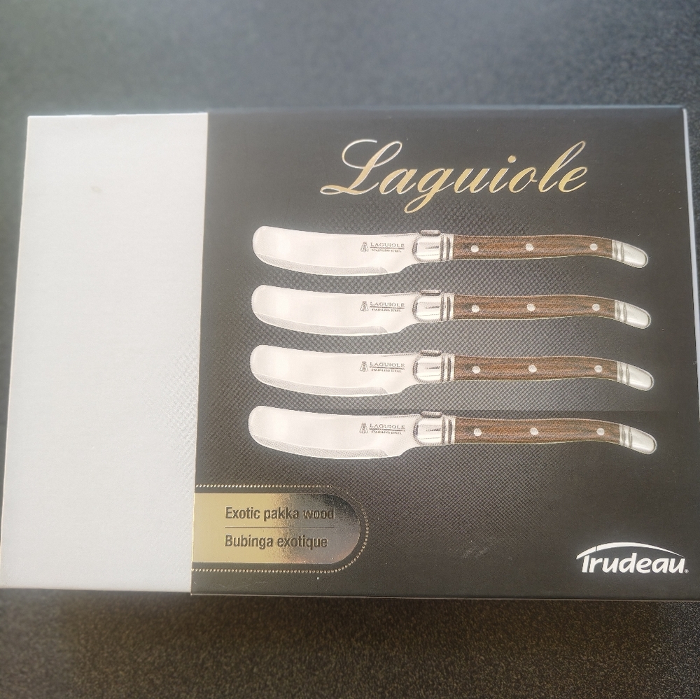 Trudeau Set Of 4 Fancy High Quality Cheese Spreaders New In Box